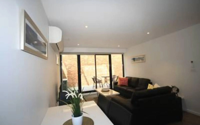 RNR Serviced Apartments North Melbourne