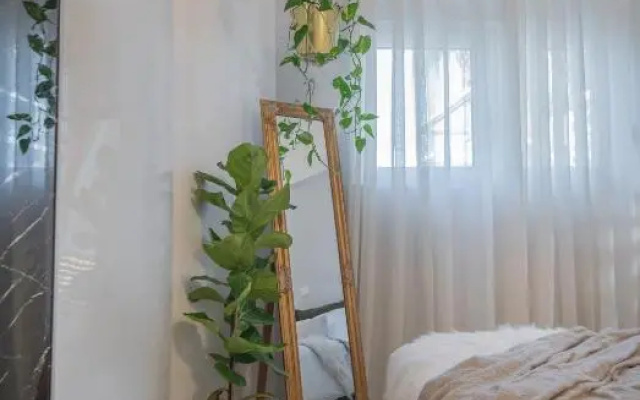 Inconceptual apartment