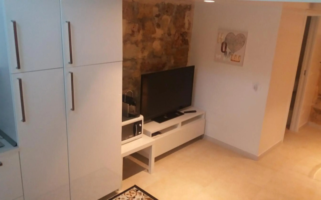 Home sotto l'Arco