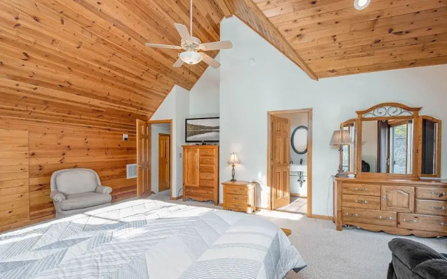 Green Gables by Taylor Made Deep Creek