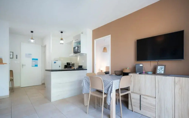 Villa in Valras-plage Near Sandy Beach
