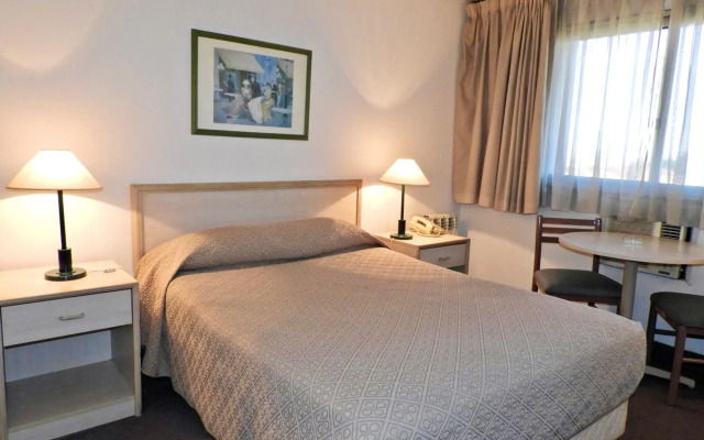 Tres Cruces Hotel