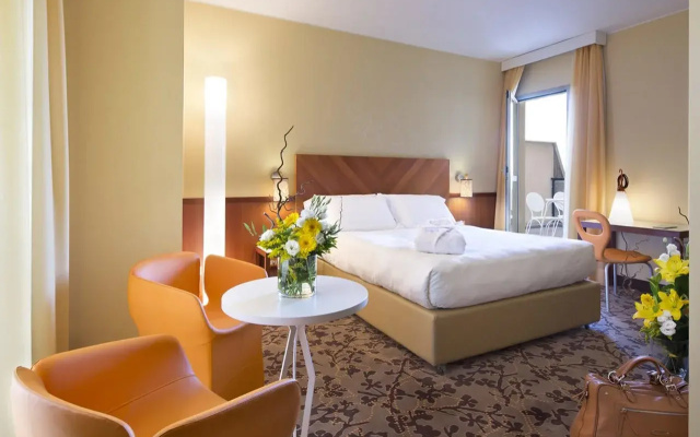 Unahotels Mediterraneo Milano
