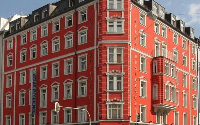 Отель Atlas Residence Германия, Мюнхен - 4 отзыва об отеле, цены и фото номеров - забронировать отель Atlas Residence онлайн вид на фасад