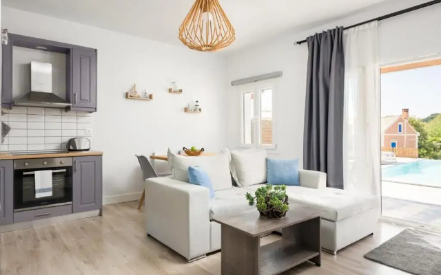 Reiki Villas & Apartments