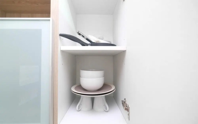 Warm and Cozy Studio Room at Menteng Park Apartment
