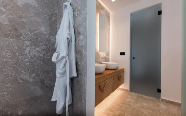 Milestones Naxos Hotel