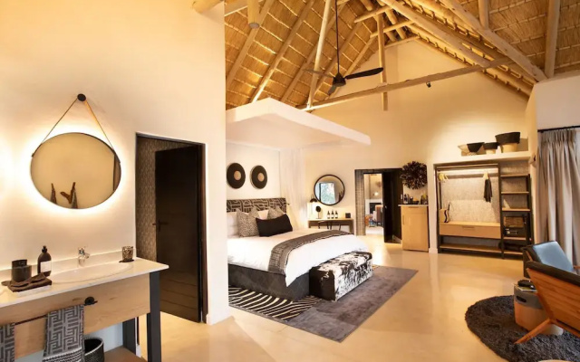 Serondella Safari Lodge