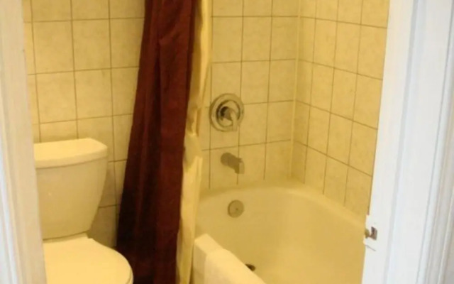 Wayfare Motel