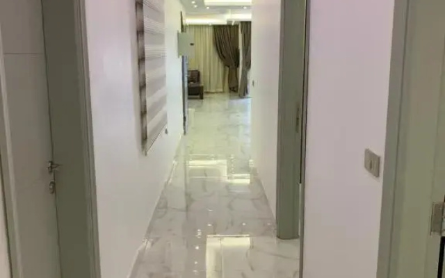Le Royal Residence 2