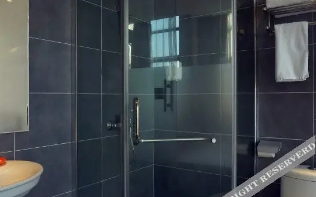Yisu Qingju Hotel (Ningbo Yinzhou Wanda)