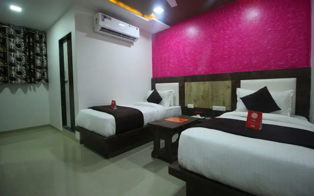 OYO 8864 Hotel Royal City