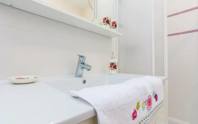 Nice Apartment in Pakostane With 1 Bedrooms and Wifi
