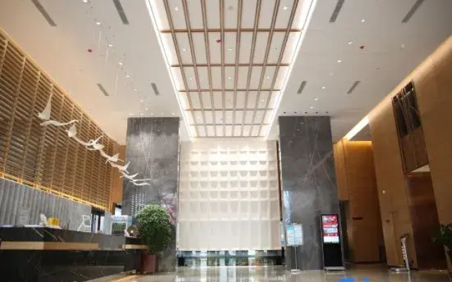 Minghu Quanying Hotel
