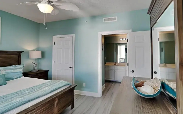 Ocean Ritz Condominiums by Panhandle Getaways