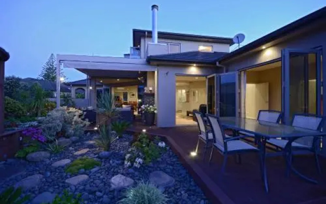 Beachlands Bed & Breakfast