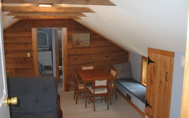 Mariaville Lake Bed and Breakfast