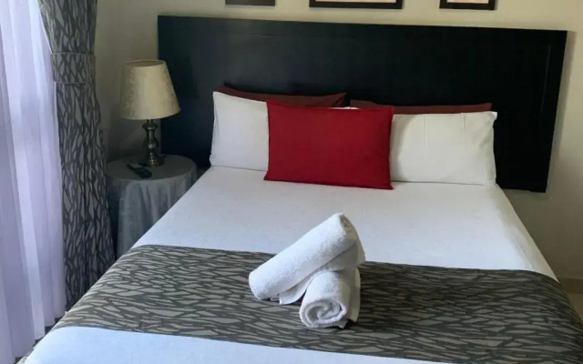 Bay Sun Lodge