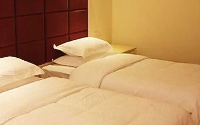 Jinxuan Yijun Taoyuan Hotel