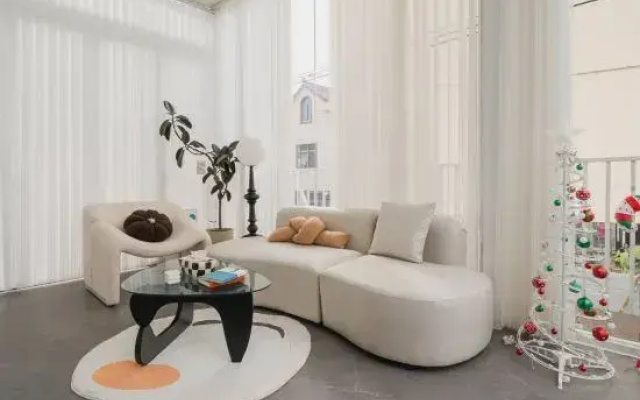 Lianlian Summer Boutique Homestay