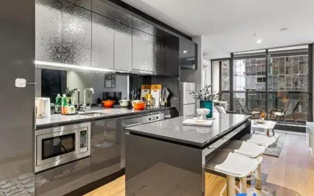 Unbeatable Convenience 2BR – SouthernCross CBD Gateway