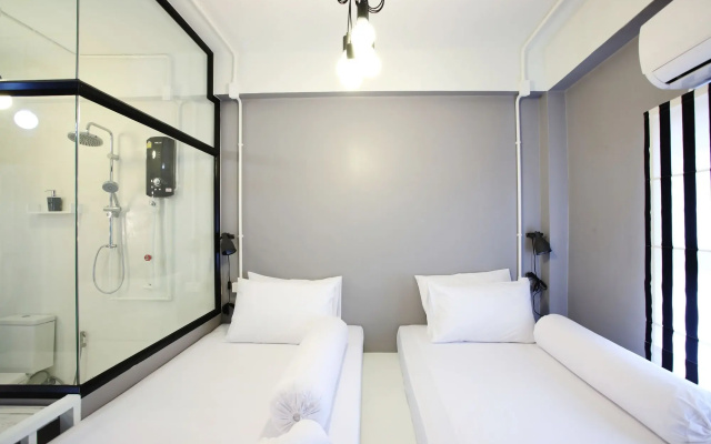 Meroom Hotel