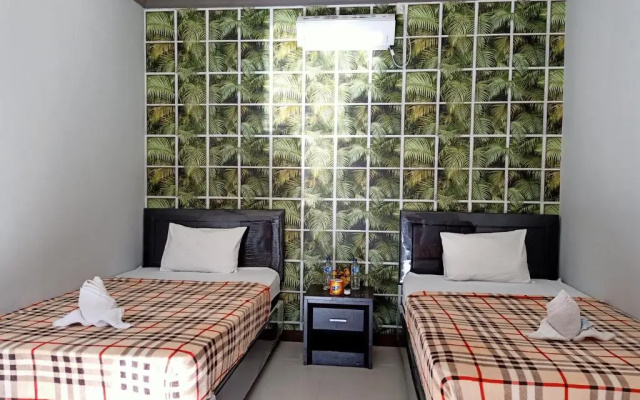 Tri Putri Home Stay