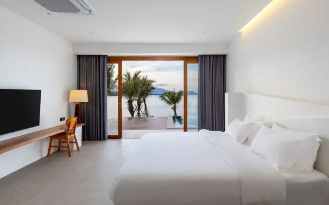 X-sea khanom Harbor Bay Resort