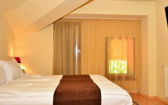 Hotel Maraya