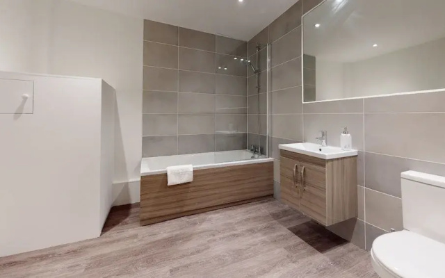 Bridge Apartments by Karah Suites