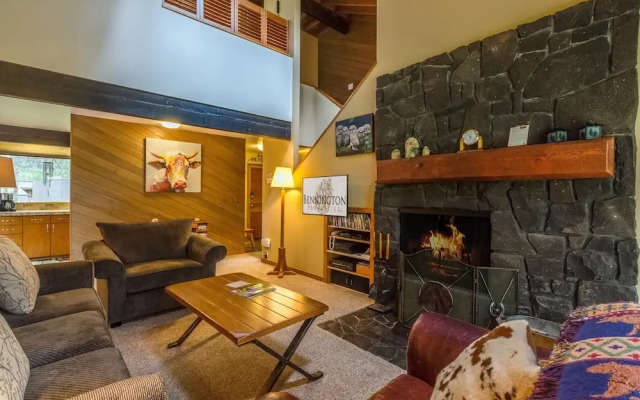 Meadow House Cndo 8