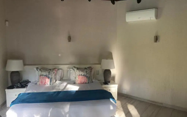 Kruger Park Lodge - IKZ2 - 3 Bedroom Chalet