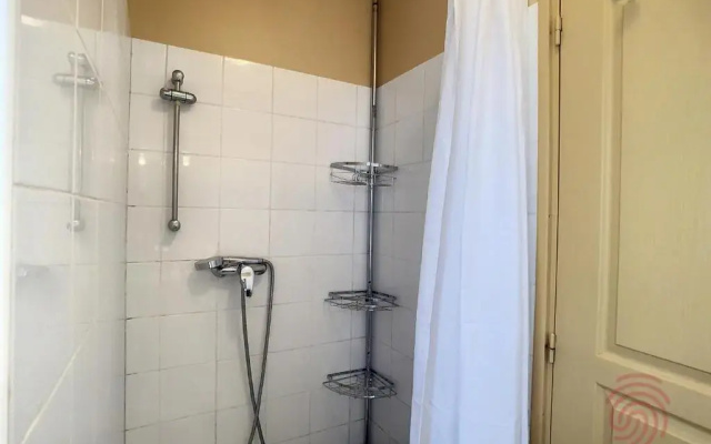 Studio Lamalou-les-Bains, 1 pièce, 2 personnes - FR-1-451-153