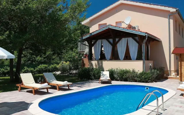 Apartment in Silo Near Sea Beach