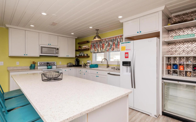 Moon Struck by Oak Island Accommodations