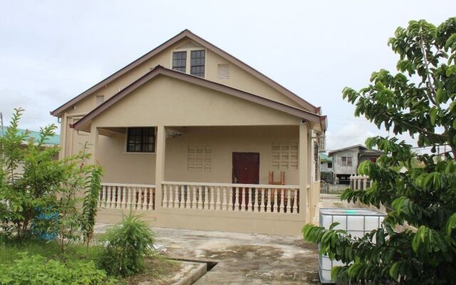 Emani´s House in Georgetown, Guyana from 332$, photos, reviews - zenhotels.com hotel front