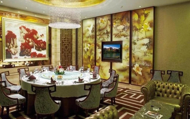 JunYue ShiYuan Hotel