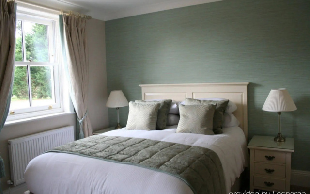 Bartley Lodge Hotel