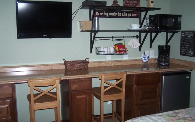 Blanco County Inn