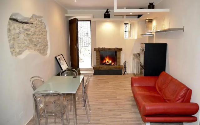 "Le Pietre Silenti" Antica Dimora Del 1300' (Adults Only)