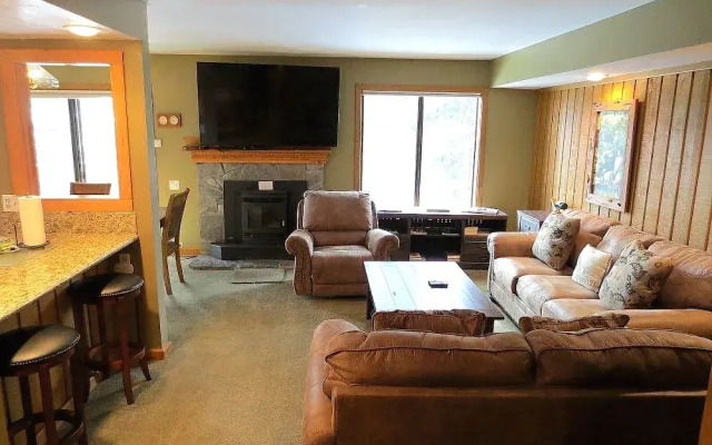155 Premium Condo