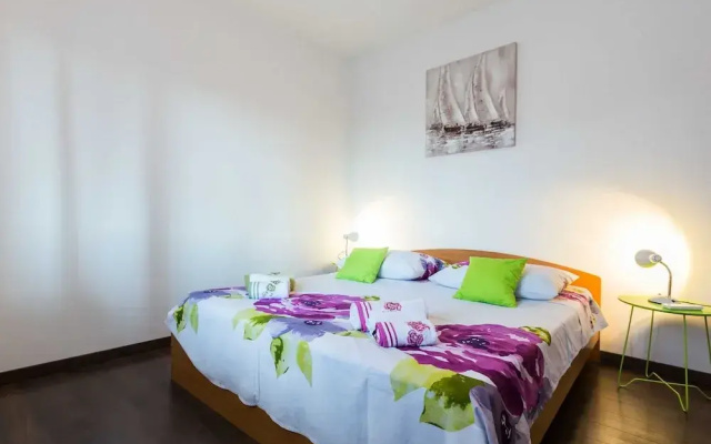 Spacious Zadar Apartments Near Beach