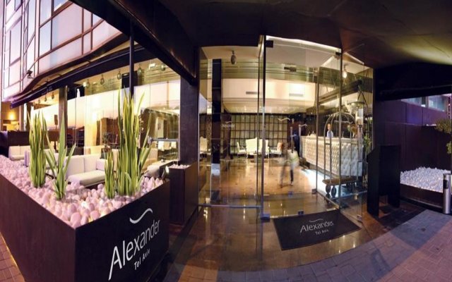 Alexander Hotel– Tel Aviv Израиль, Тель-Авив - 10 отзывов об отеле, цены и фото номеров - забронировать отель Alexander Hotel– Tel Aviv онлайн вид на фасад