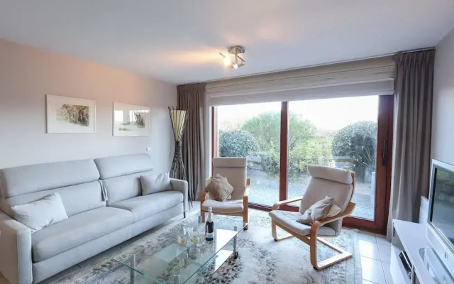 Apartment With Private Balcony