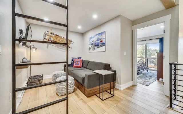 Tenmile Viewhouse 2 Bedroom Townhouse by Redawning