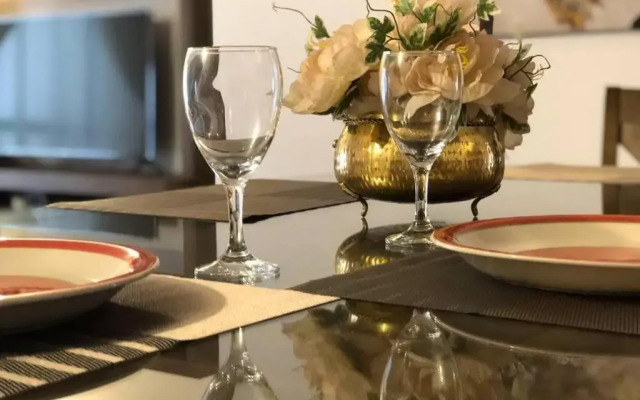 Departamento Moderno, Acogedor Y Céntrico.