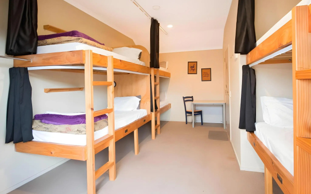 The Prince Albert Backpackers & Bar