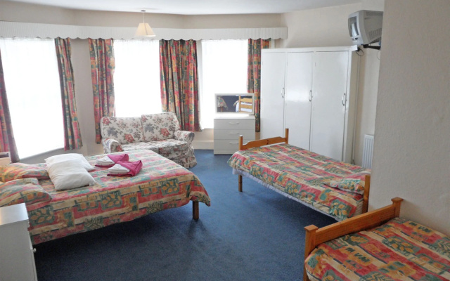 Medehamstede Hotel