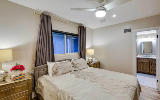 Family-friendly Fullerton Unit w/ Private Pool!