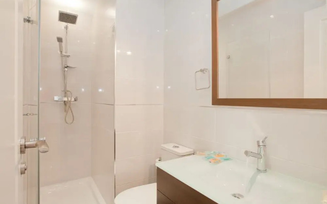 Sol Square Apartments